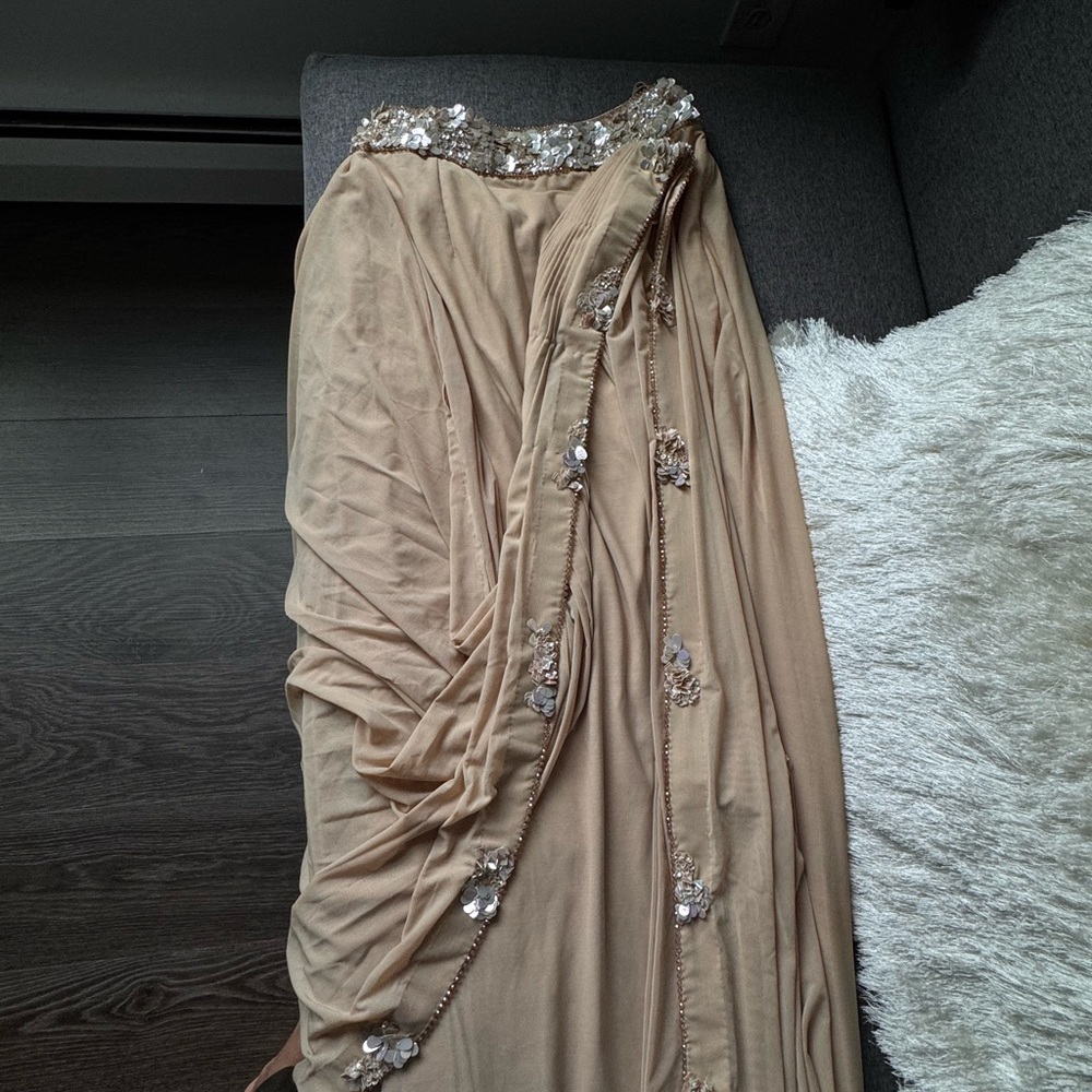 Pre-stitched Saree - Picture 6 of 13